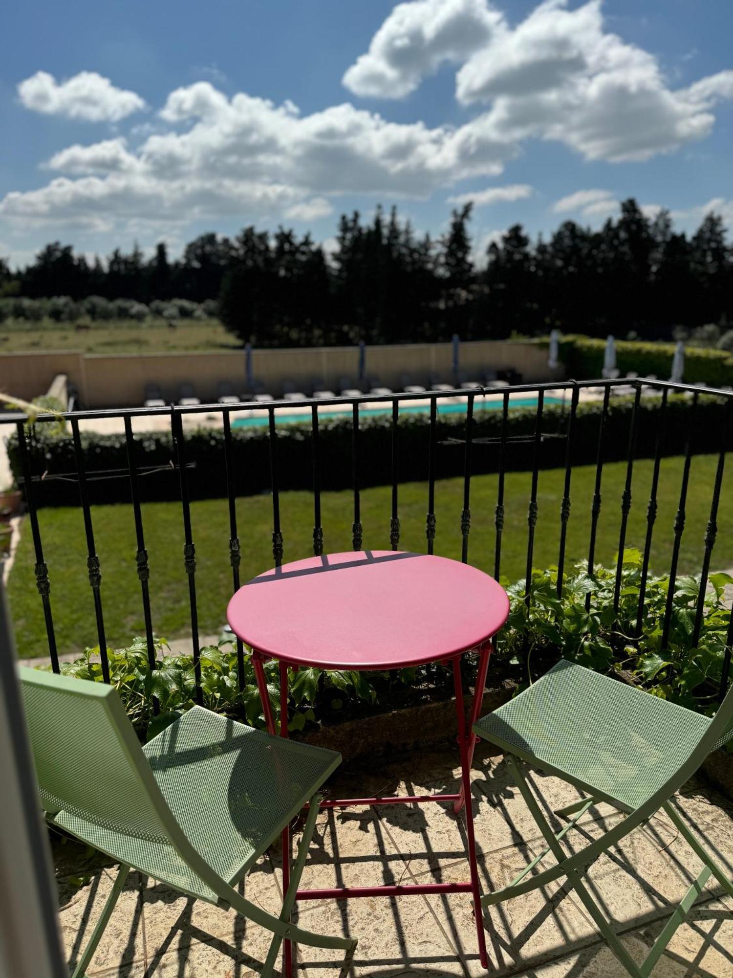 Hotel Terriciae Aux Portes De Maussane Les Alpilles Екстериор снимка