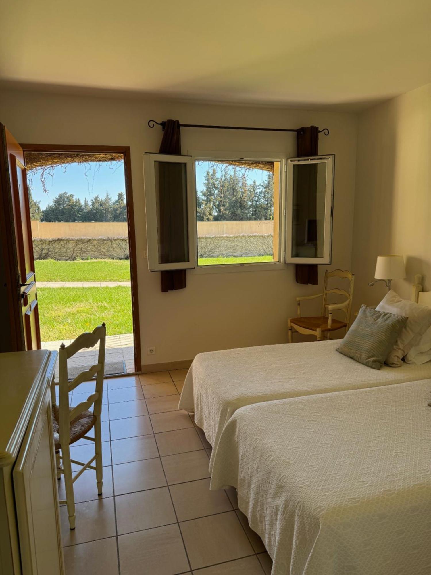 Hotel Terriciae Aux Portes De Maussane Les Alpilles Екстериор снимка